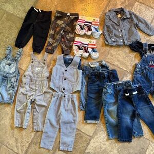 Bundle of 18 mos boy clothes. Oshkosh, Disney, Carter, Old Navy to name a few